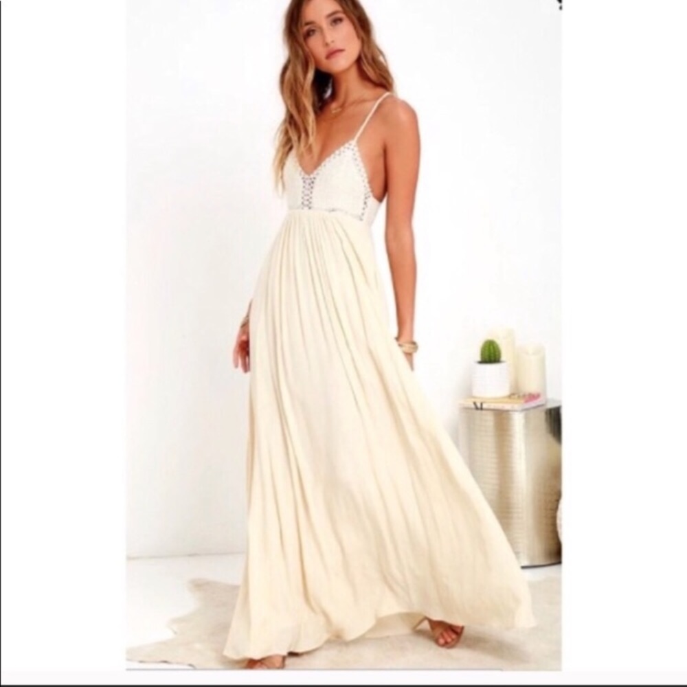 Lulu’s maxi dress with crochet top